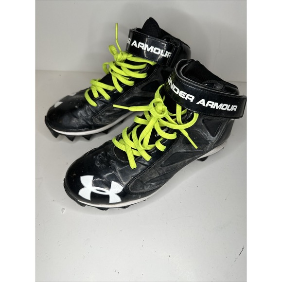 Under Armour Shoes Under Armour Mens Ua Crusher Mid Football